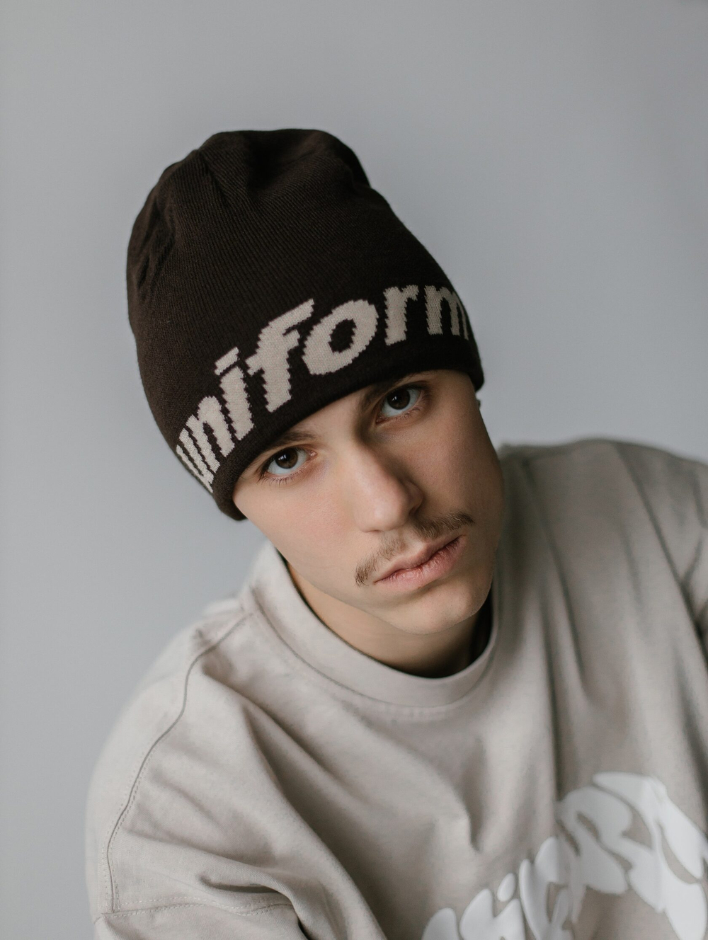 Шапка UNIFORM Sport Classic коричневый