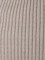 Женская шапка бини на осень