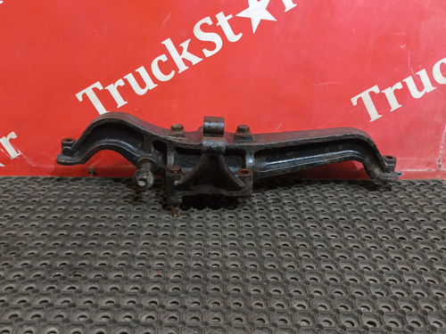 Кронштейн пневморессоры левый