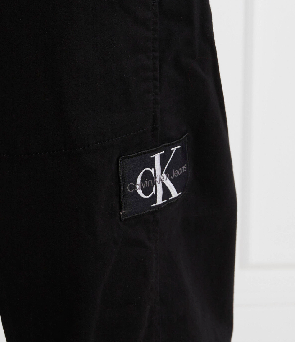 Брюки BADGE TRIM WOVEN PANT CALVIN KLEIN JEANS - черный(J30J324689)