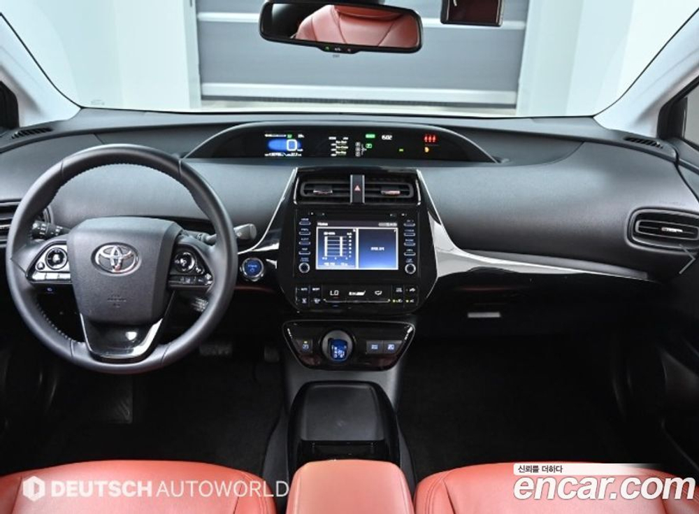 Toyota Prius 4 Generation 1.8 (05.2020)