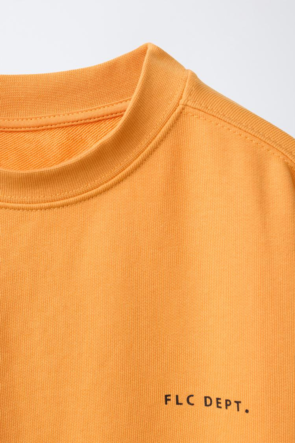 ZARA ТОЛСТОВКА С КОРОТКИМИ РУКАВАМИ И РЕЛЬЕФНОЙ НАДПИСЬЮ, ОРАНЖЕВЫЙ