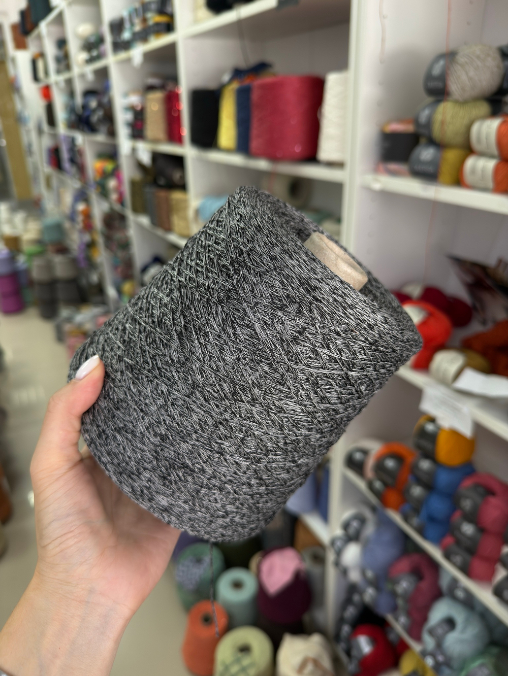 G&G FILATI EUCALYPTUS LUX 70% Эвкалипт 30% Люрекс 410 м/100 гр
