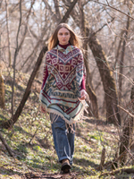 Пончо женское шерстяное с орнаментом