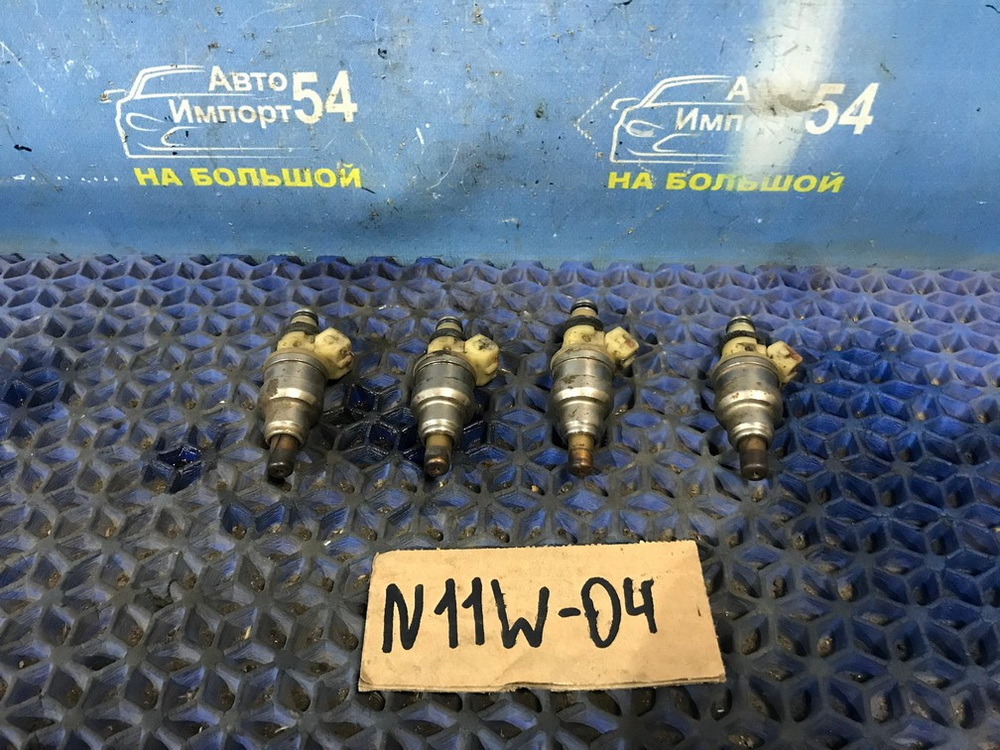 Форсунка топливная MITSUBISHI RVR 1996