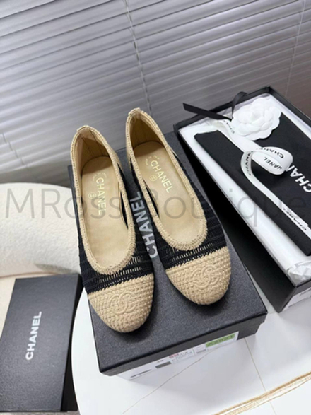 Женские балетки Chanel черно-бежевые текстильные