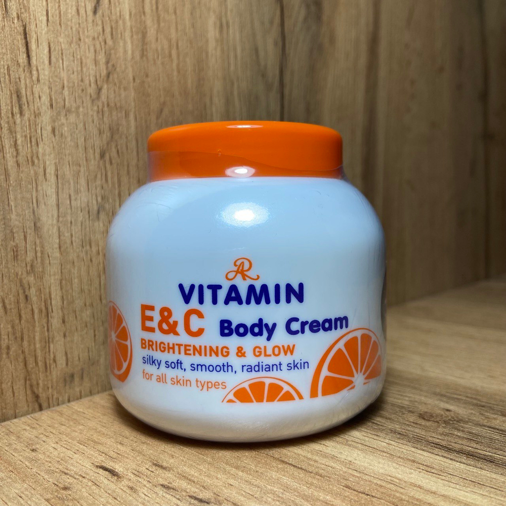 Крем для тела AR Vitamin E & С Body Cream увлажняющий с витаминами Е и С 200 г