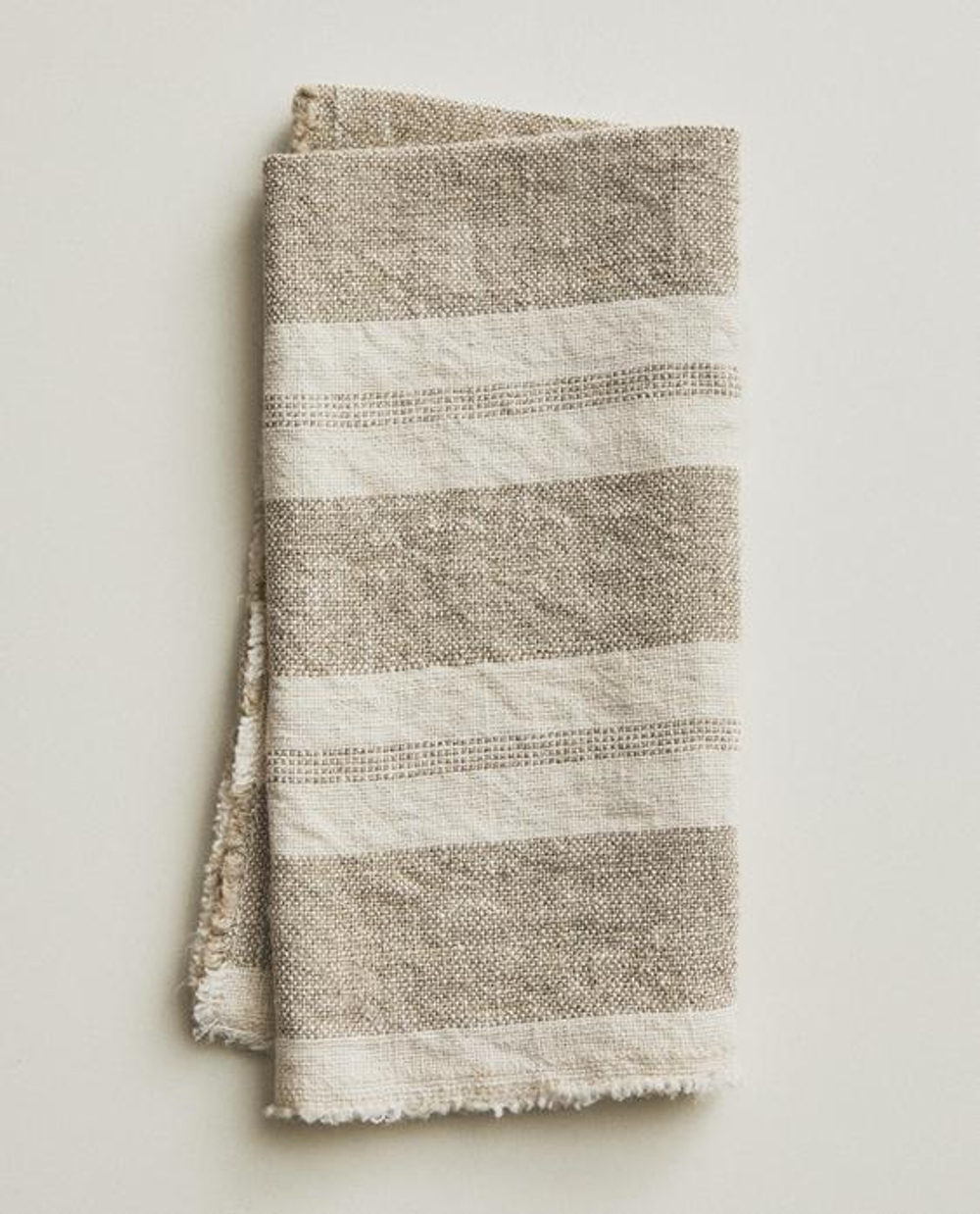 ZARA HOME ПЛОТНЫЕ ЛЬНЯНЫЕ САЛФЕТКИ В ПОЛОСКУ (НАБОР ИЗ 2 ШТ.), ЭКРЮ