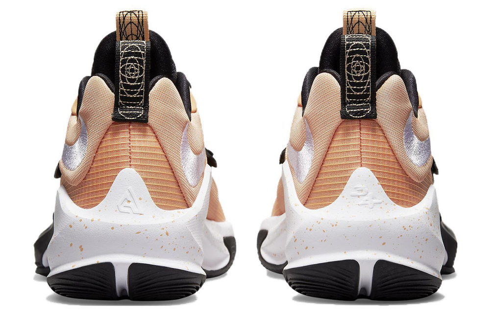 Кроссовки Nike Freak 3 Zoom Tb