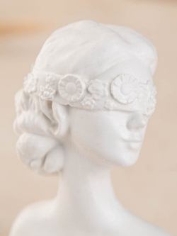 Статуэтка интерьерная подарочная