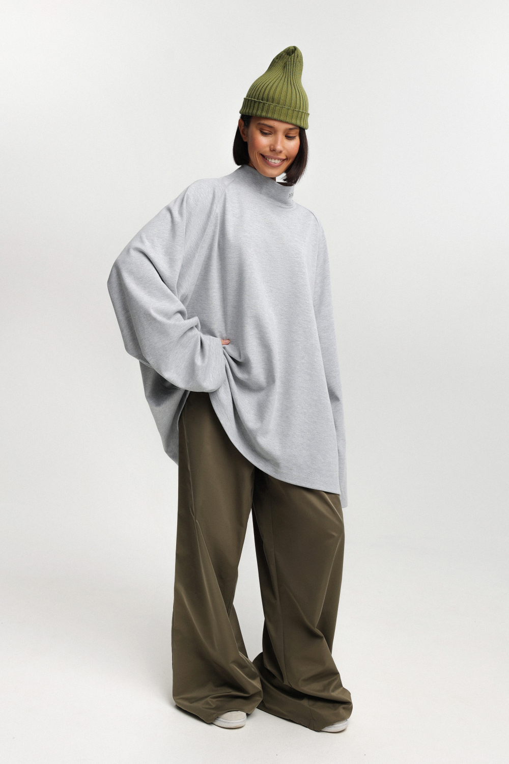 Лонгслив с кокеткой