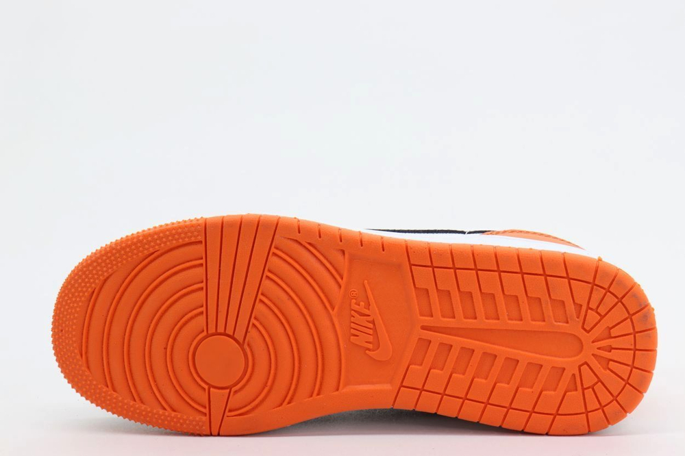 Кроссовки нат. кожа (41-46)р. / шт.