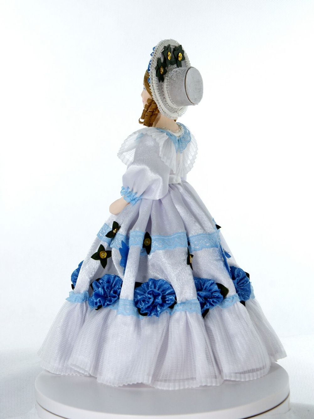 Кукла коллекционная дама в летнем платье 19 века