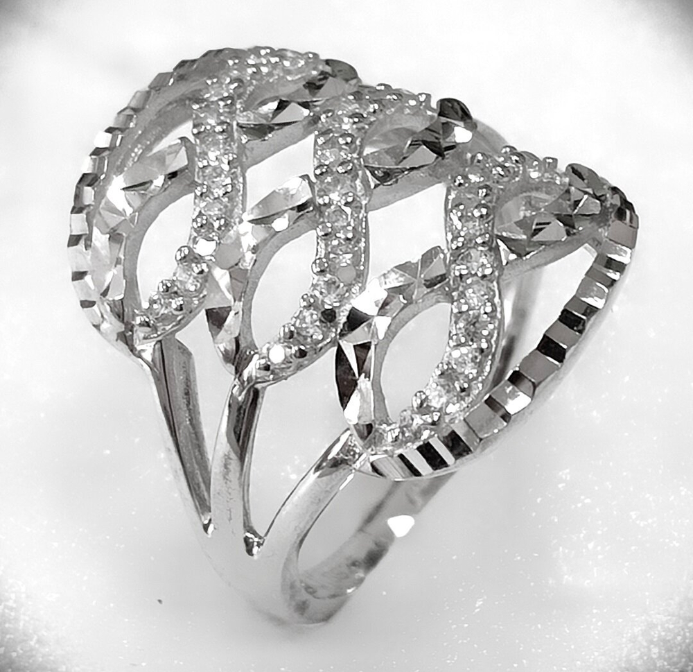 Ювелирное кольцо Эстерелла