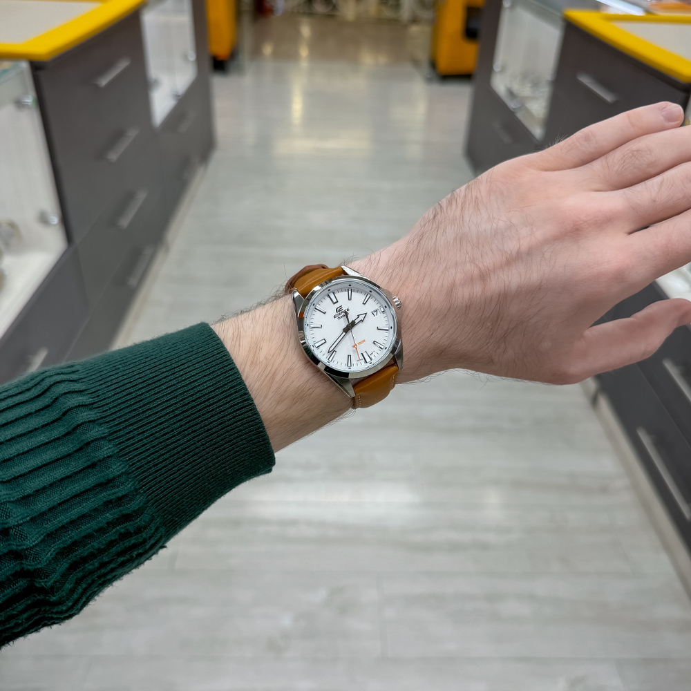 Casio EFV-100L-7A
