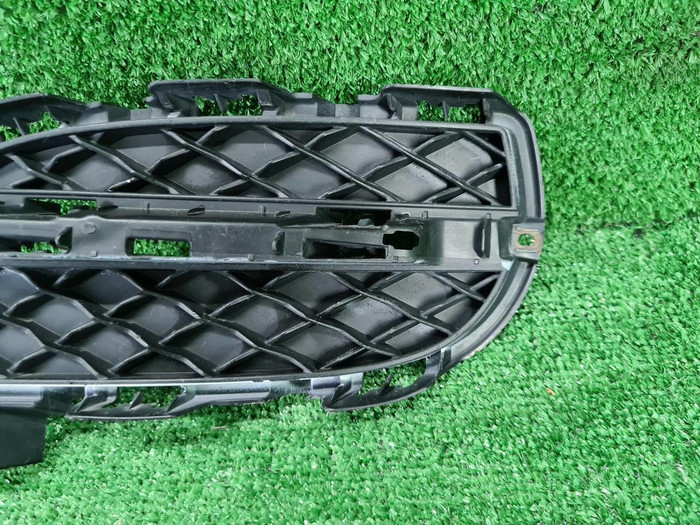 Накладка переднего бампера левая Jaguar XJ 4 Х351 (2009-2015)