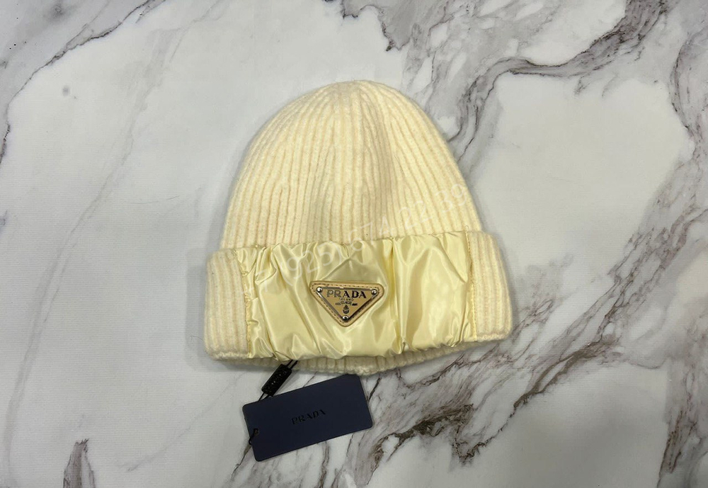 Шапка Prada