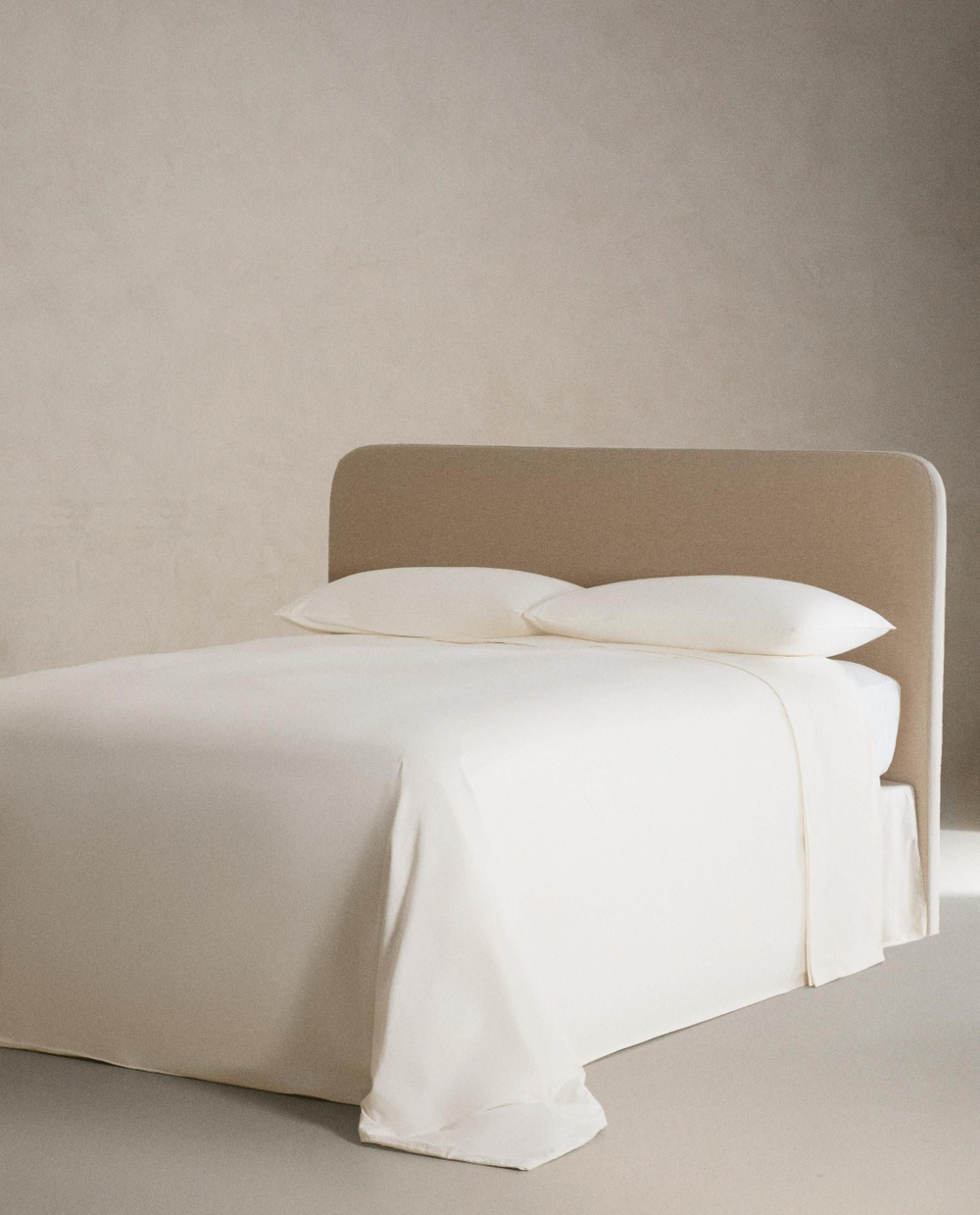 Zara Home - Простыня брюки из ситца, высота 30 см (800 нитей), экрю, 160х200х30 см