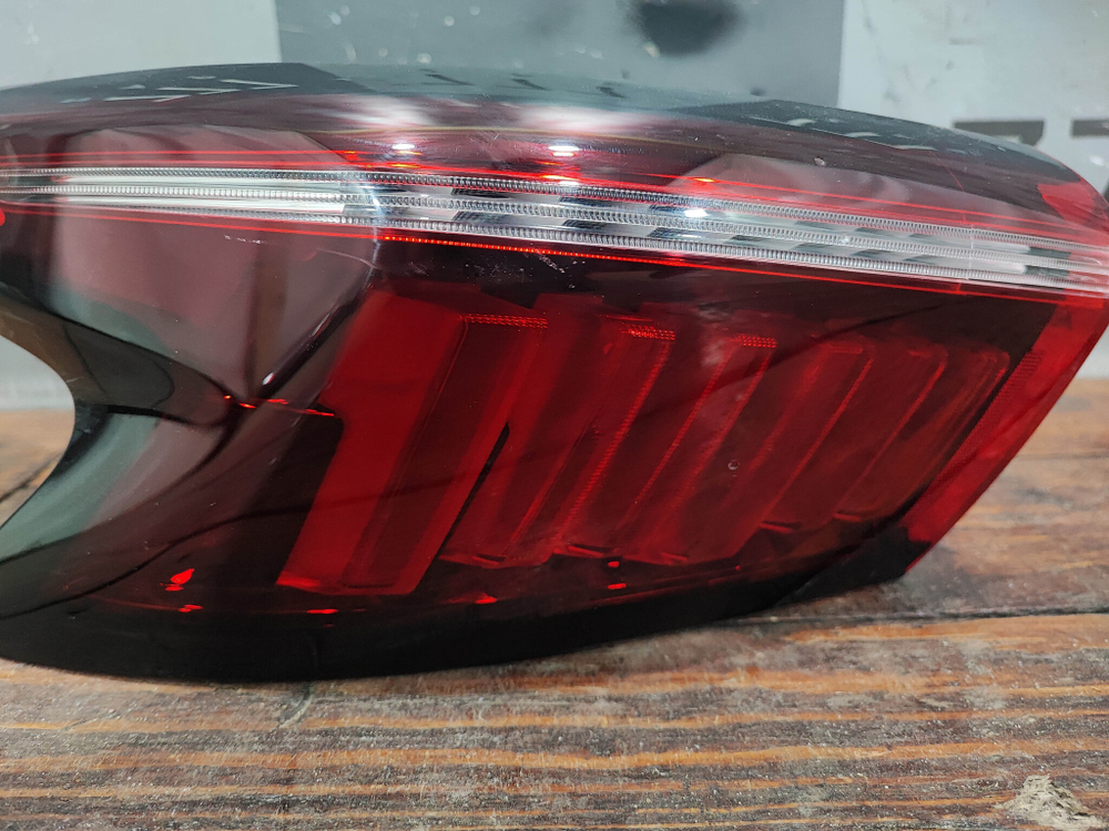 Фонарь задний левый Omoda C5 22-нв Б/У Оригинал 605000621AA