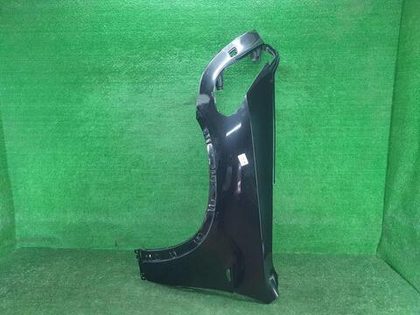 Крыло переднее левое BMW X5 E70 (2010-2013)