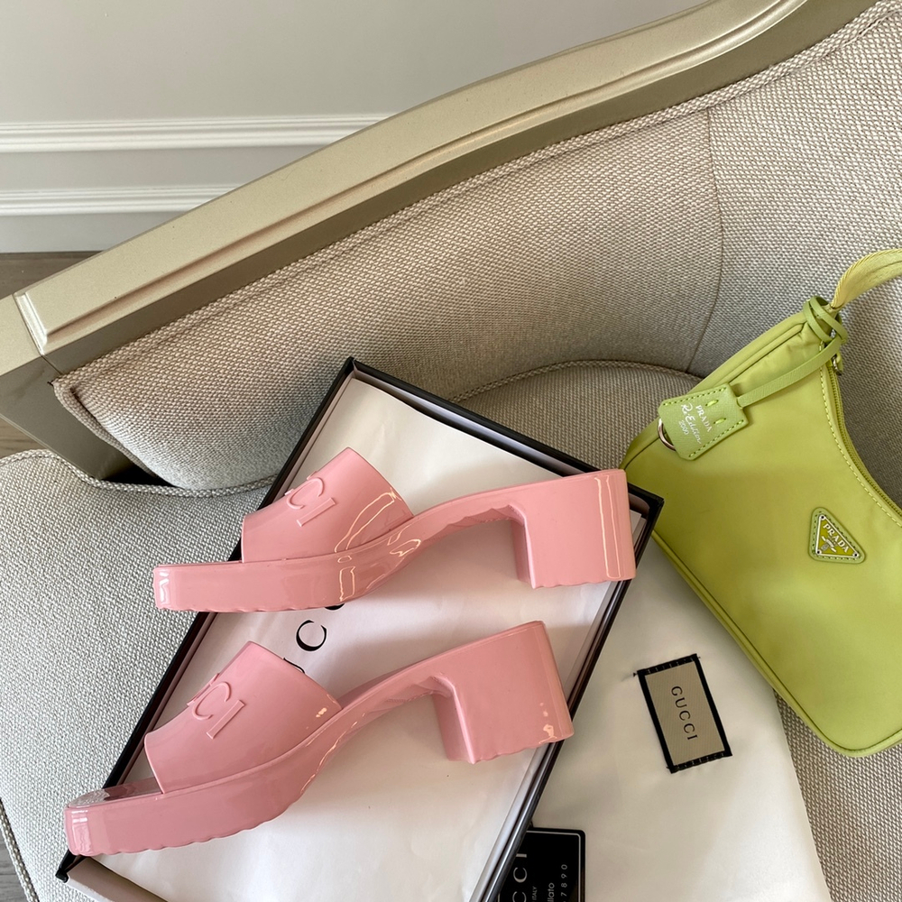 Gucci Rubber Slide Sandal