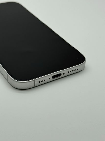 iPhone 16 256gb White