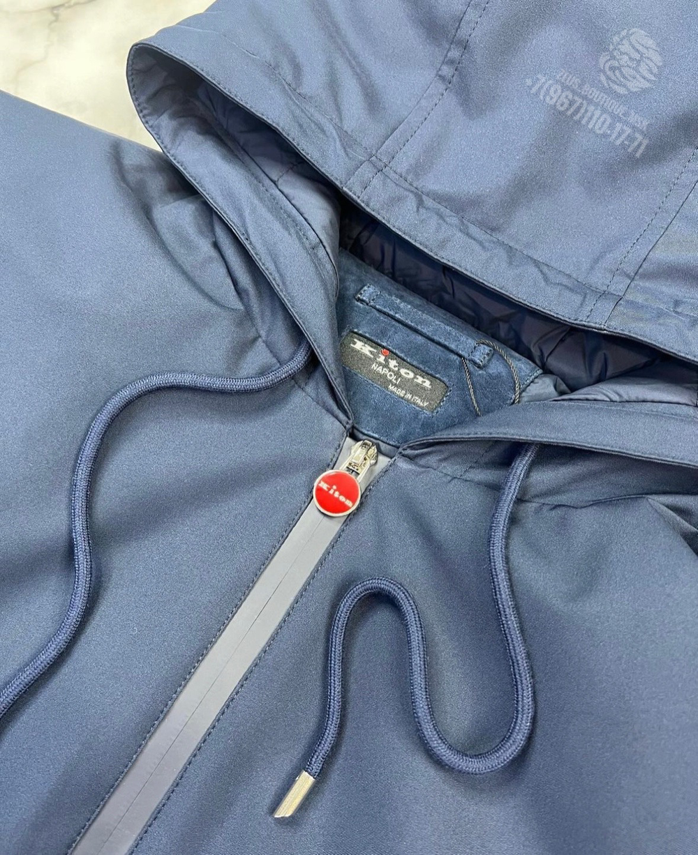 Пуховик Kiton