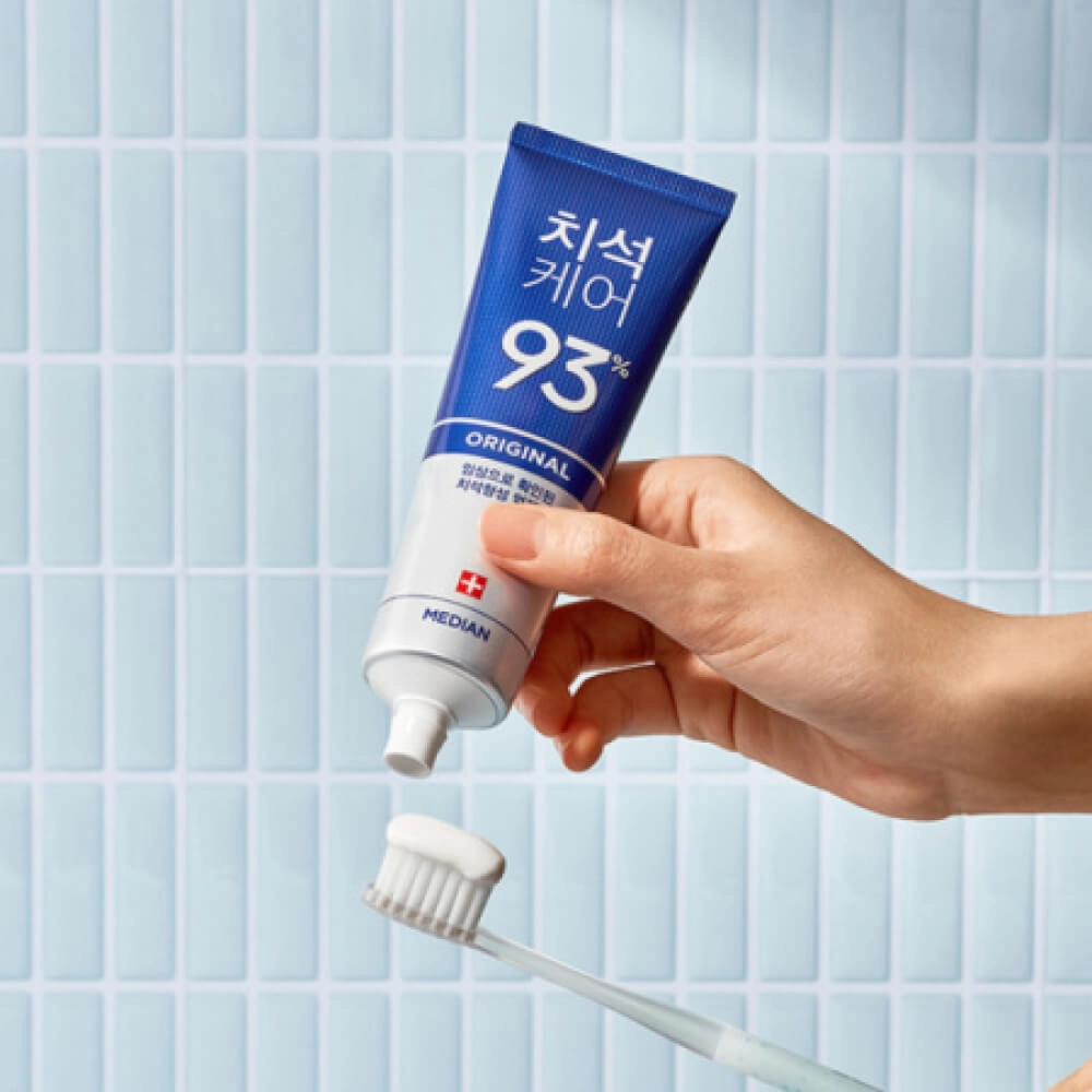 Зубная паста с цеолитом синяя Median Dental IQ 93% Blue для профилактики кариеса120 g