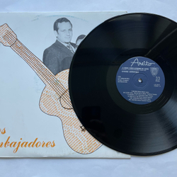 Винтажная виниловая пластинка LP Los Embajadores Кубинская Гитара (Куба 1975)