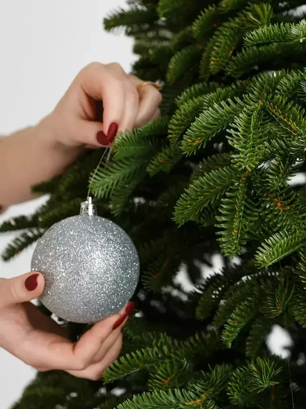 Ель искусственная «Ровето» (Литая хвоя) 180 см / 1.8 м