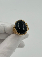 Кольцо с черным кабошоном