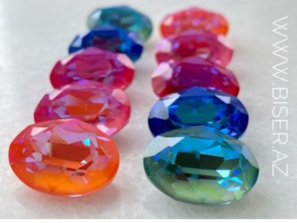 evoli 4120 Oval Fancy Stone - Royal Red DeLite