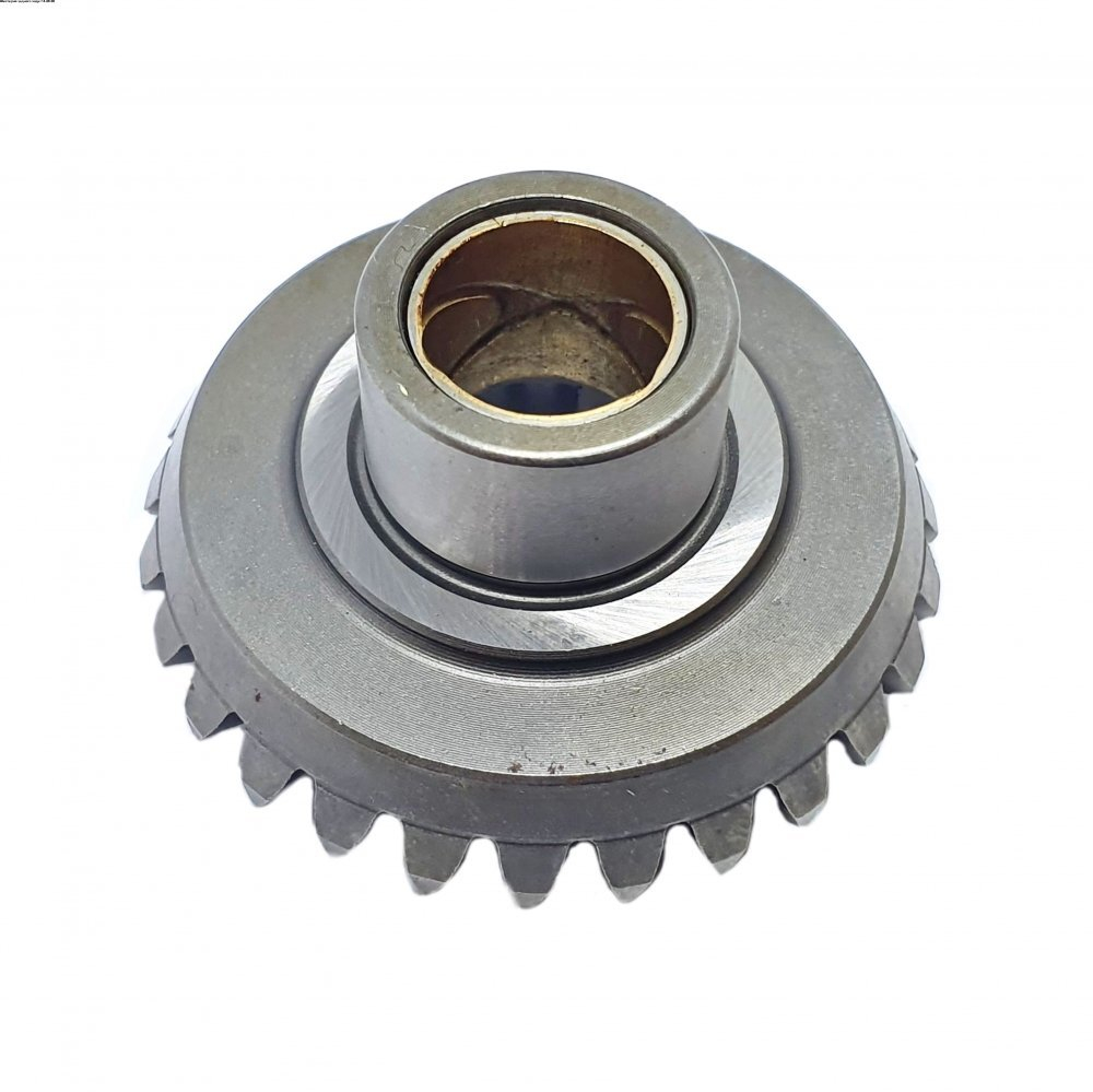 Шестерня заднего хода F4-06.06