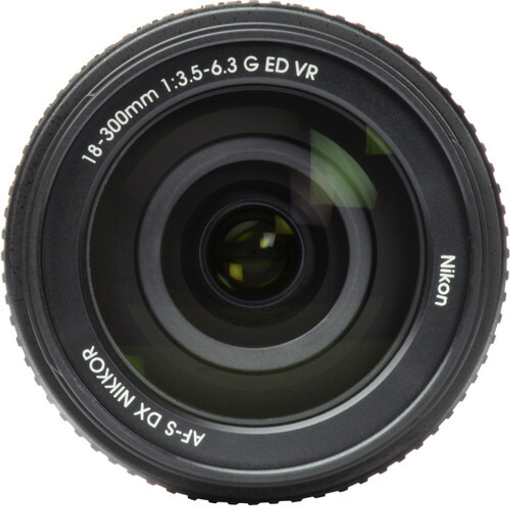 Nikon 18-300mm f/3.5-6.3G ED AF-S VR DX_3