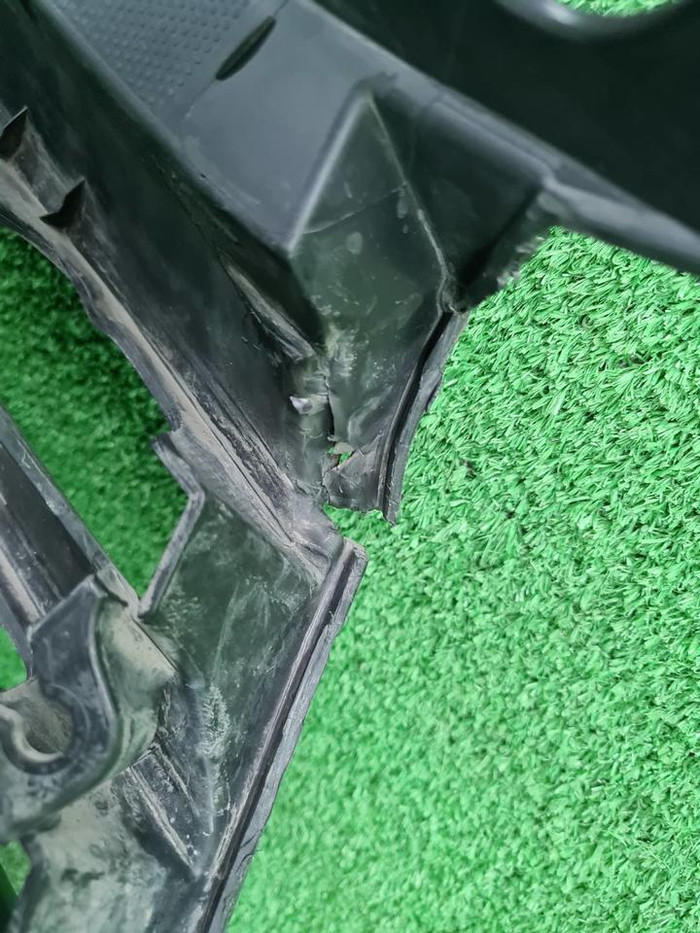 Решетка радиатора Lada Granta 2 (2018-н.в.)