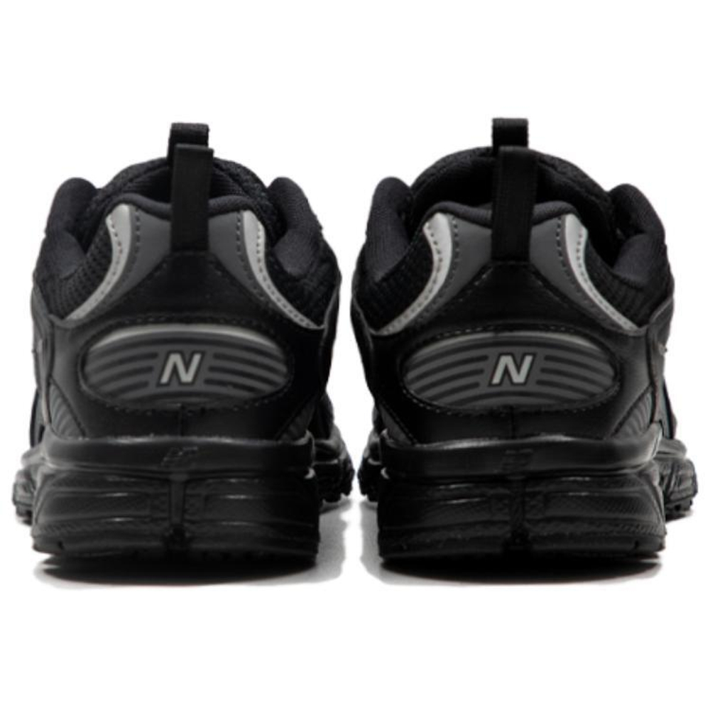 Кроссовки New Balance 408