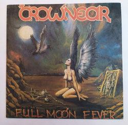 Crow near Full Moon Fever, Ворона рядом.