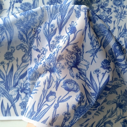 Сетка-утяжка с принтом, цветы голубого и синего оттенка