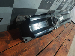 Усилитель переднего бампера Hyundai Staria (US4) 21-нв Б/У Оригинал 64900CG000