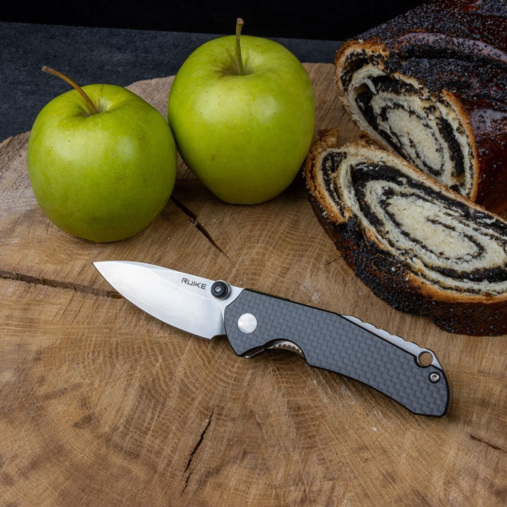 Нож туристический Ruike P671-CB черный