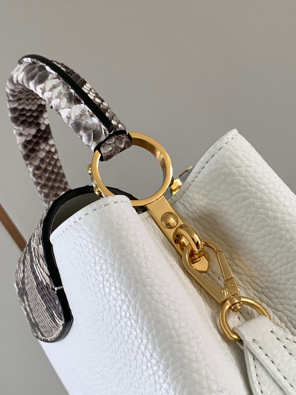 Louis Vuitton Capucines BB