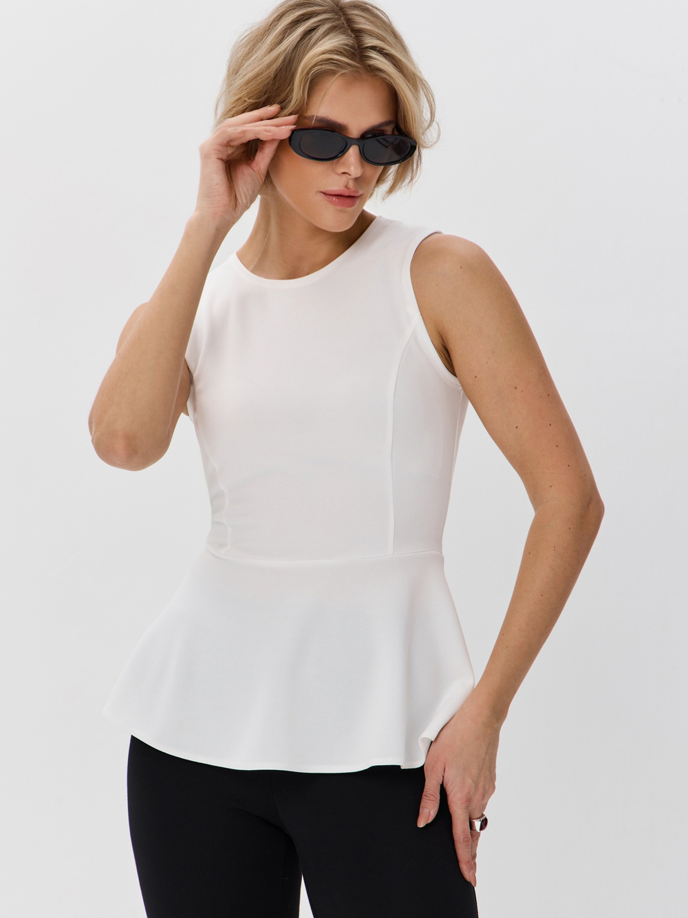 Вечерний топ-блузка с баской