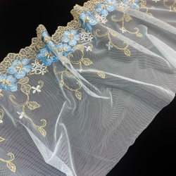 Вышивка на сетке небесная 23 см