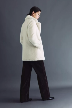 PULL&BEAR Шуба из искусственного меха, экрю