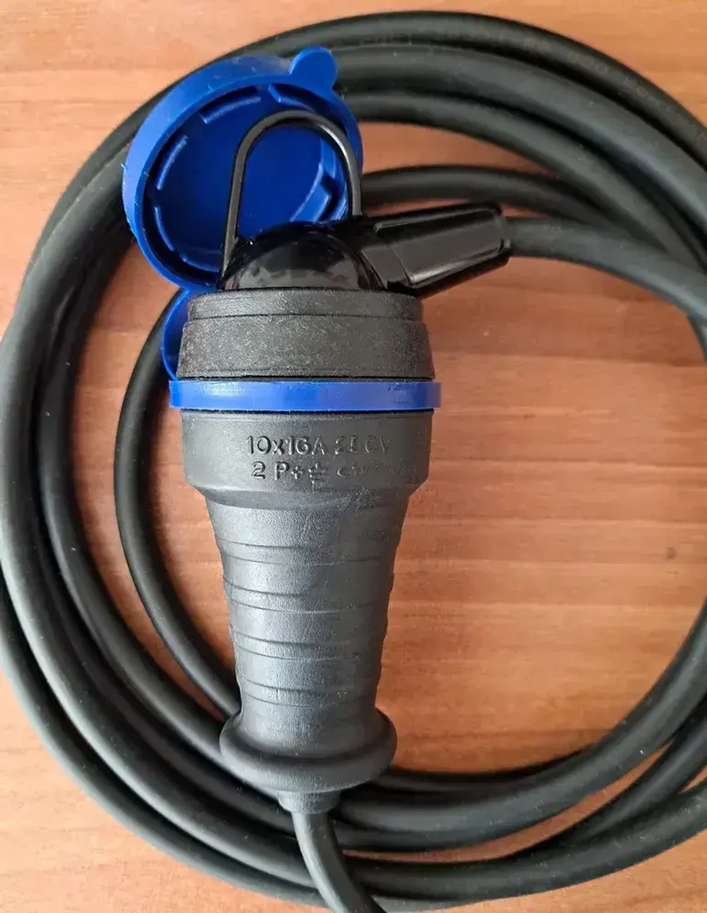 Удлинитель электрический "Доктор Ап" 1 розетка, 5 метров, КГтп-ХЛ 2x1.5 мм, черный 3.6 кВт, 16А, серия "Мощный"