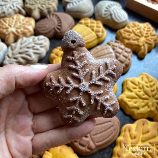 Пряничная форма Шишка и звезда