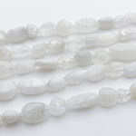 Бусины Лунный камень, галтовка, размер около 5-8 мм, цена за нить 40 см