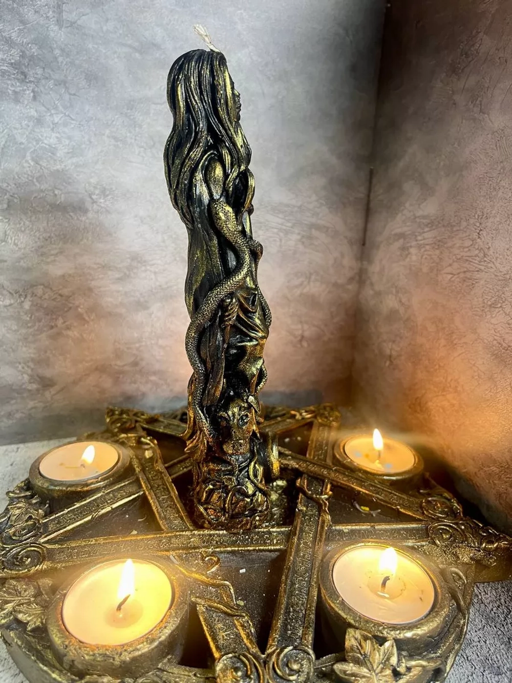 Свеча "Богиня Геката" программная