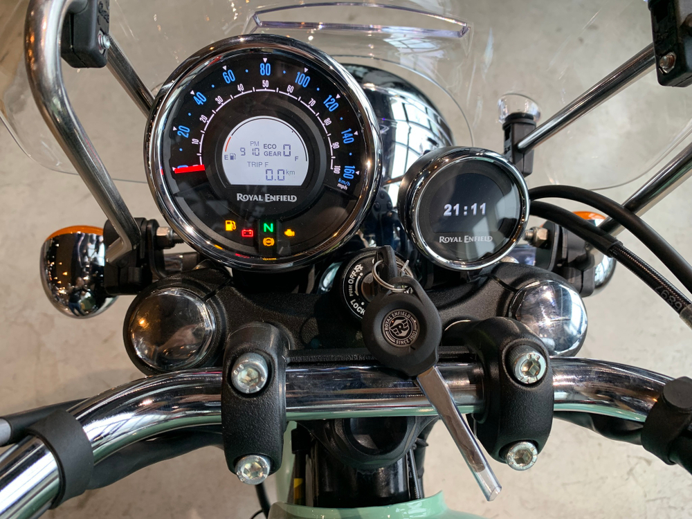 Royal Enfield Meteor 350 Aurora Green