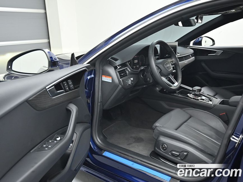 Audi A5 (F5) 40 TFSI Quattro Premium Sportback (07.2023)